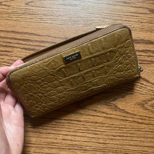 Kate Spade tan reptile print wallet